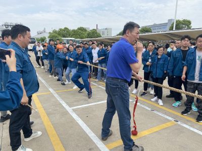 热烈 活力！——带你看一场精彩的拔河battle